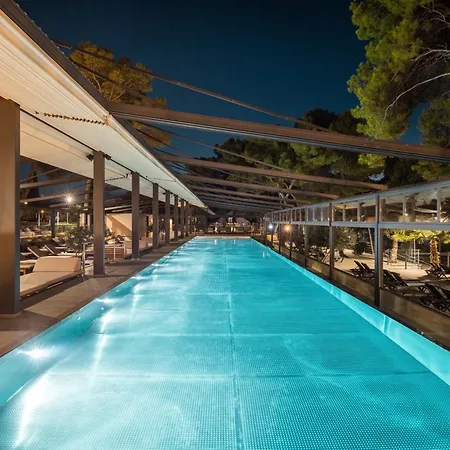 Waterman Kaktus Hotell 4*